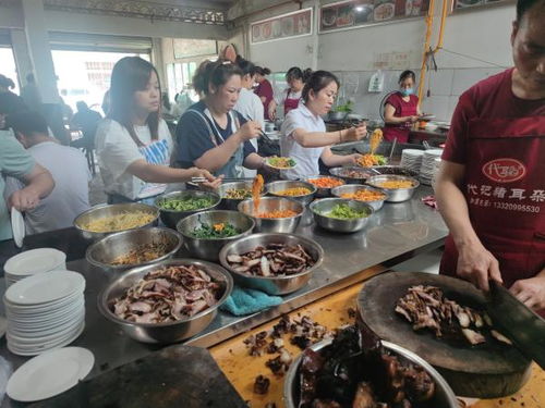 成都代耳朵餐飲管理 深耕本地，創(chuàng)新引領(lǐng)酒店餐飲新篇章